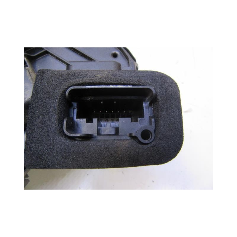 Recambio de cerradura pta. tras. izq. : seat ibiza : 1.0 g (95,17cv) turbo [2019] para seat ibiza 1.0 g turbo referencia OEM IAM