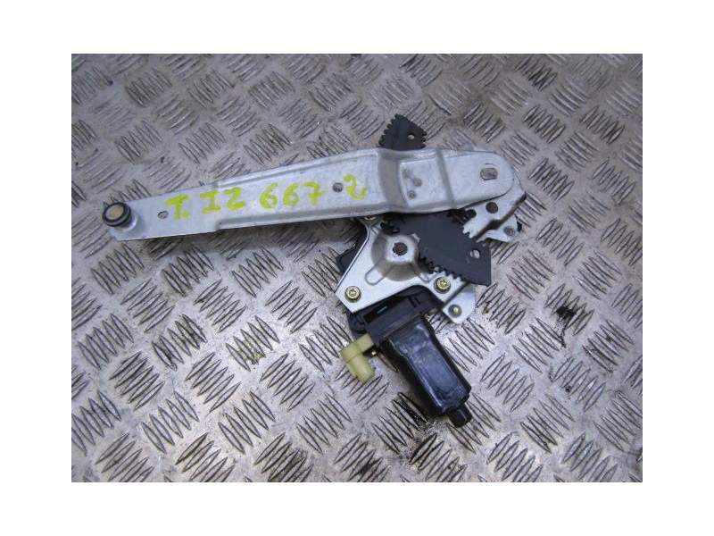 Recambio de elevalunas trasero izquierdo para hyundai getz 1.4 g referencia OEM IAM 834031C010  