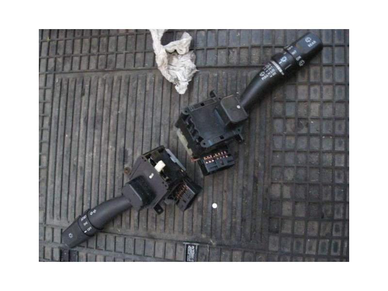 Recambio de mando luces y limpias para kia cerato 1.5 td (d-d4fa) referencia OEM IAM 4813AA 050825 