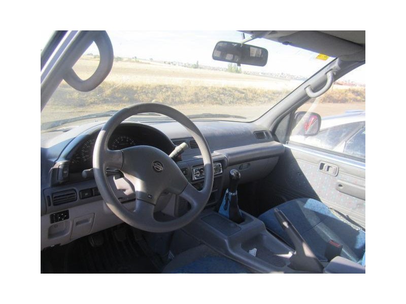 nissan serena del año 1994