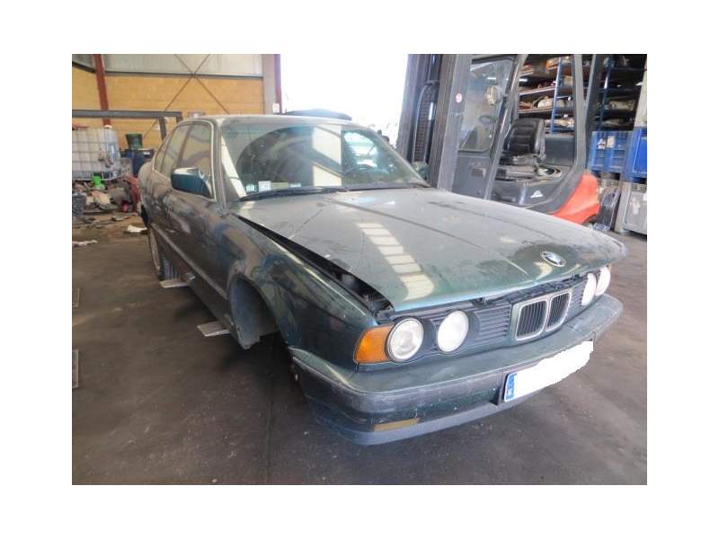 BMW 5 (E34)