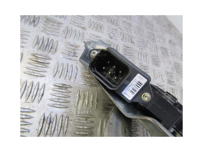 Recambio de elevalunas elec. del. dch. : opel omega : 2.2 td (119,64cv) [2001] para opel omega 2.2 td referencia OEM IAM   