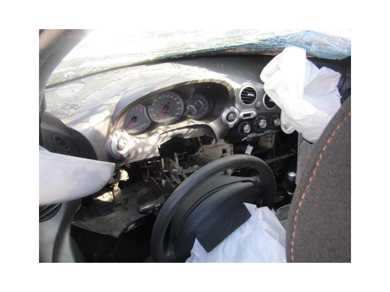 hyundai coupe del año 1999