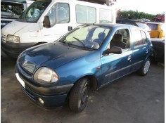 renault clio del año 2000