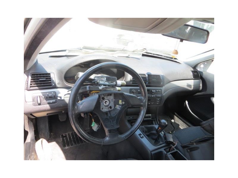 bmw  320 del año 1999