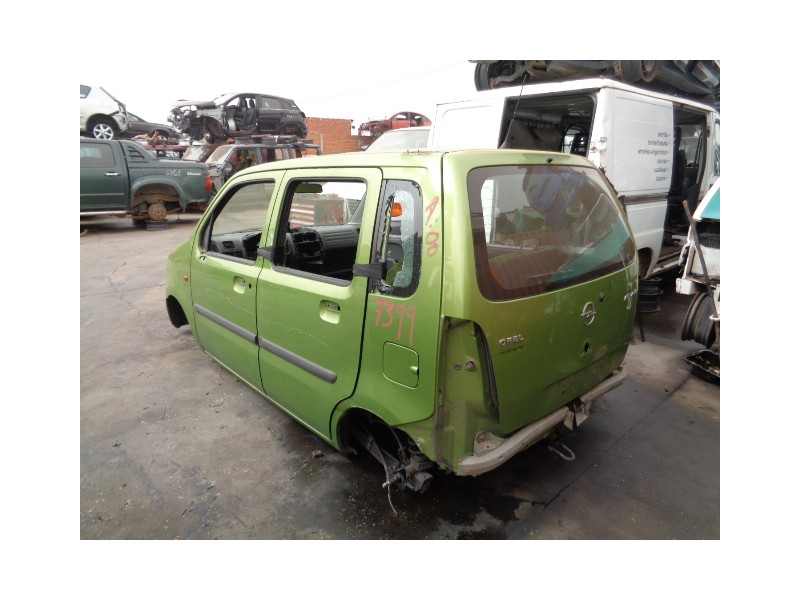 opel agila del año 2000