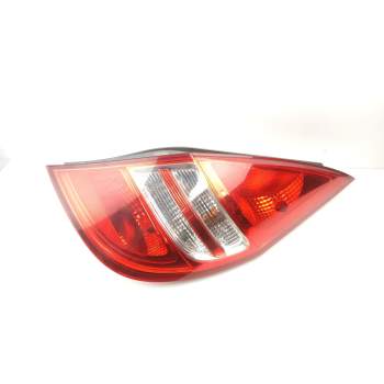 PILOTO TRASERO DERECHO 924022L010 