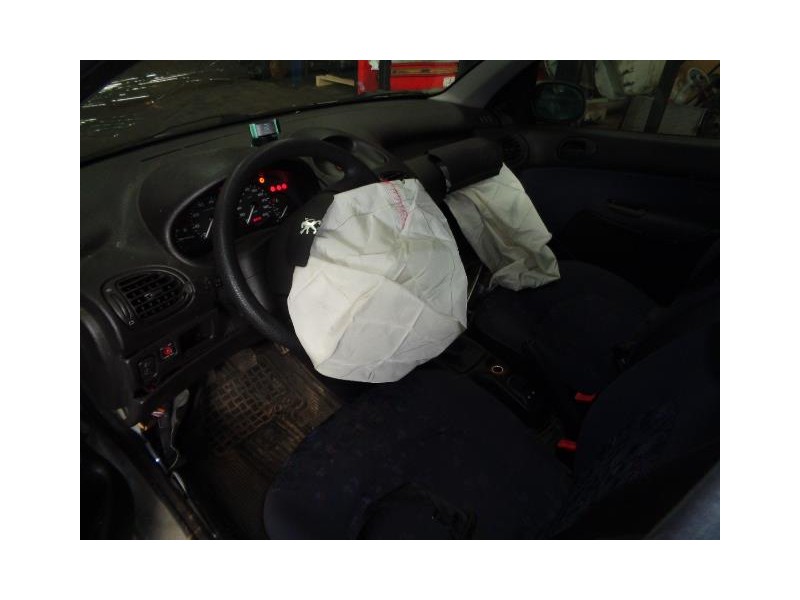 peugeot 206 del año 1999