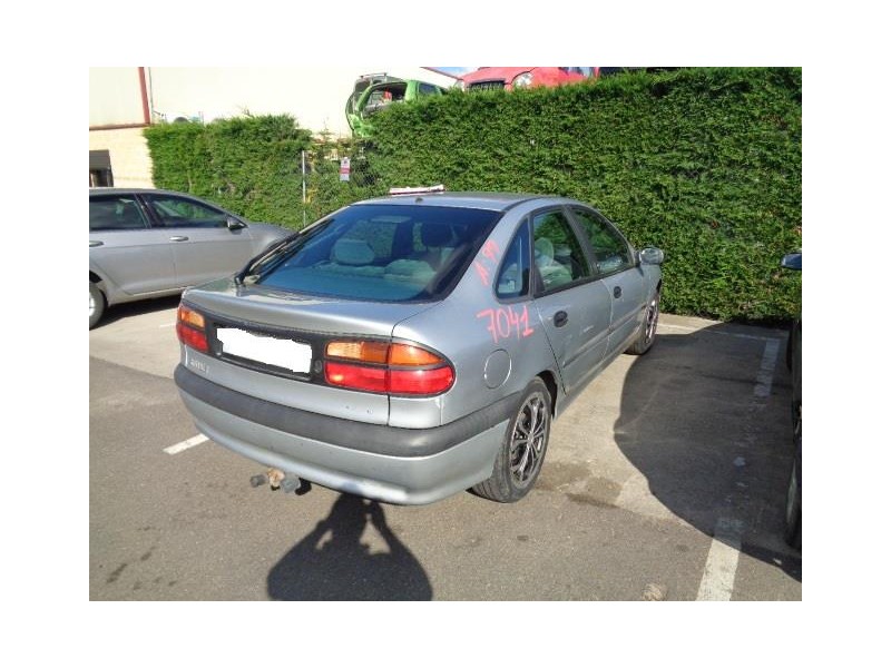 renault laguna del año 1999