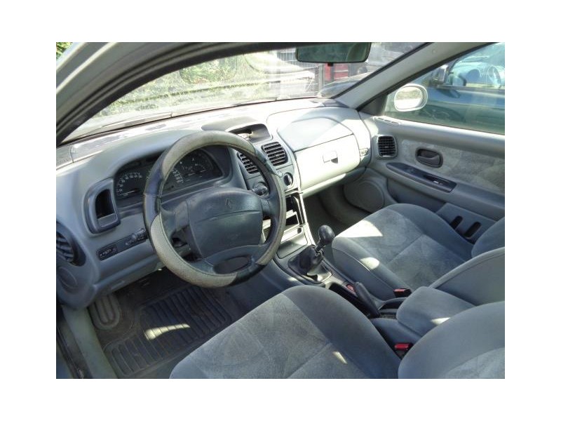 renault laguna del año 1999