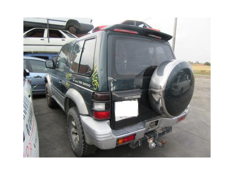 mitsubishi montero del año 1996