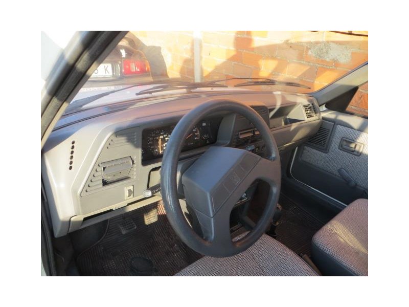 peugeot 309 del año 1988