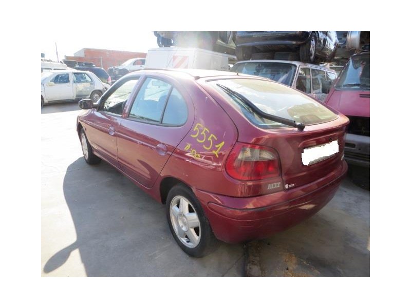 renault megane del año 2000