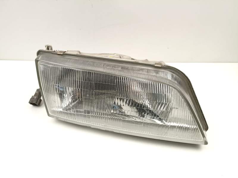 Recambio de faro derecho para nissan maxima 2.0 g -v020 referencia OEM IAM   