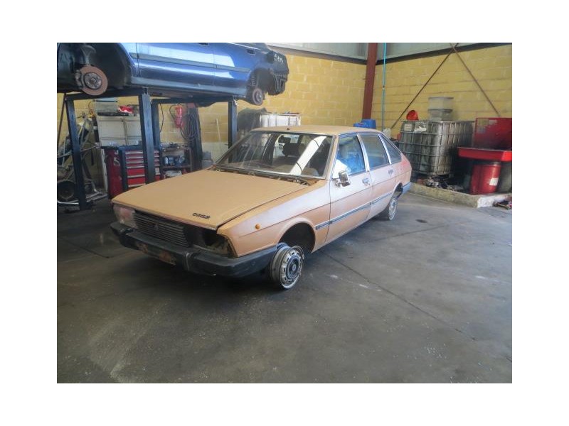 chrysler 150 del año 1979