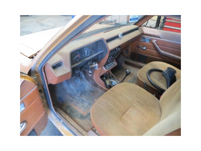 chrysler 150 del año 1979