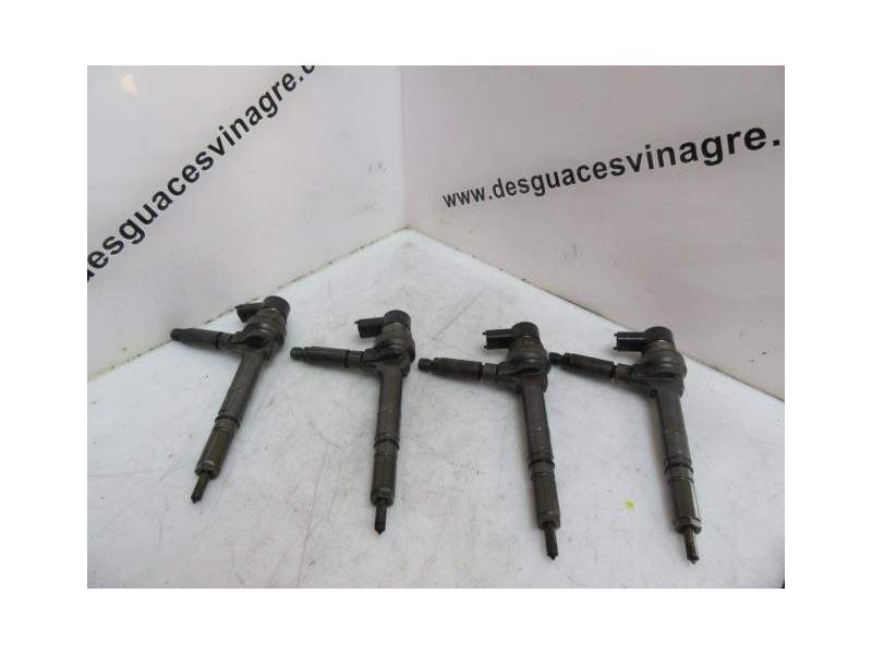 Recambio de inyectores juego para opel astra 1.7 td -z17dtl 5p referencia OEM IAM 0445110174  