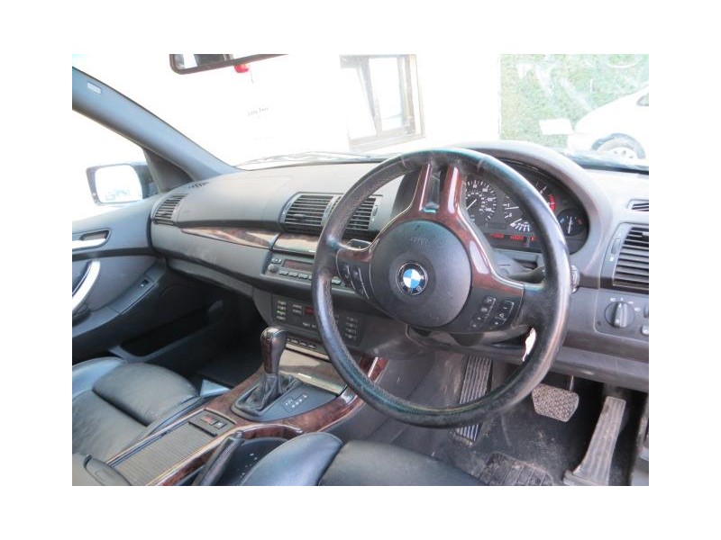 bmw x5 del año 2002