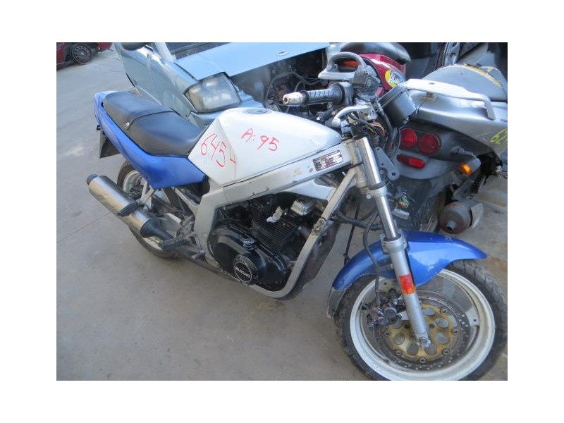 suzuki gs 500 del año 1995