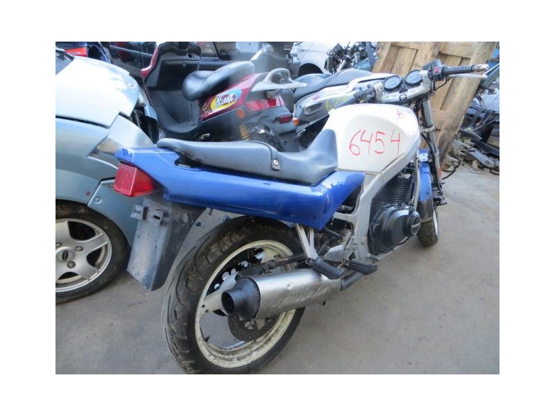 suzuki gs 500 del año 1995