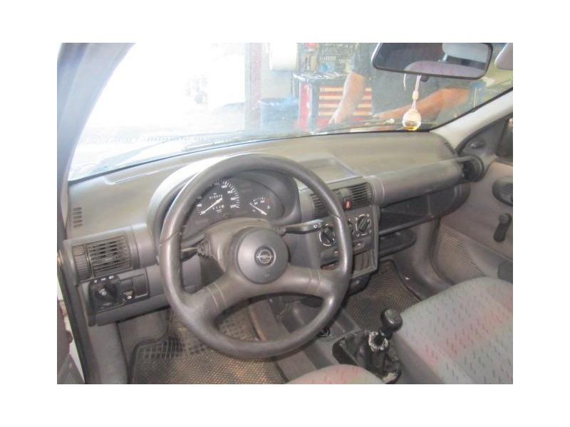 opel corsa del año 1994