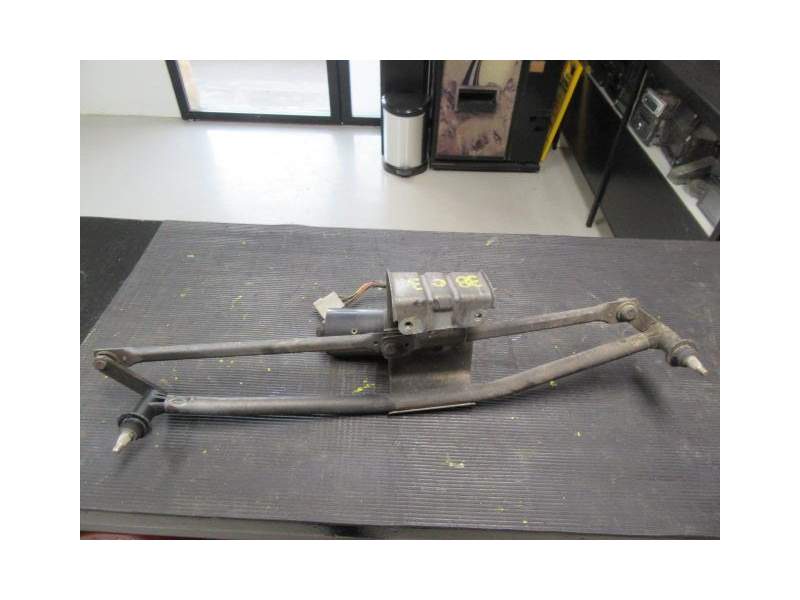 Recambio de motor limpia delantero para mercedes-benz sprinter 310d - 2.9 d -602980 referencia OEM IAM 3397020383  