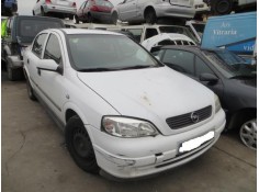opel astra del año 2000