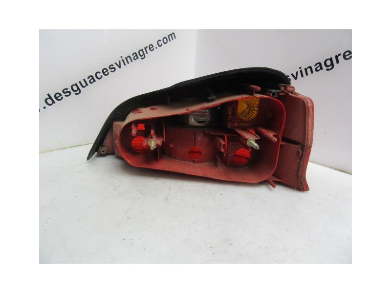 Recambio de piloto trasero izq. : peugeot 106 : 1.5 d -vuz (57,12cv) 5p [1997] para peugeot 106 1.5 d -vuz  5p referencia OEM IA