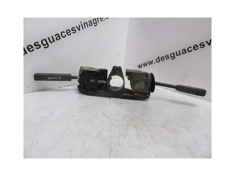 Recambio de mando luces y limpias para renault trafic 2.1 d referencia OEM IAM   