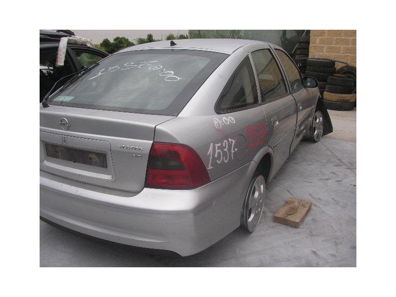 opel vectra del año 2000