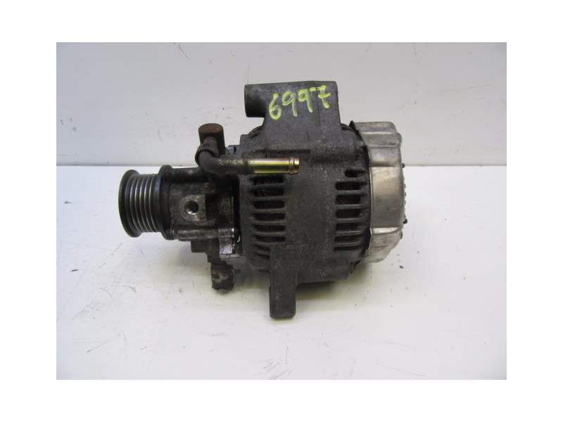 Recambio de alternador para mg zs hatchback 2.0 td referencia OEM IAM YLE000010 0986044731090 