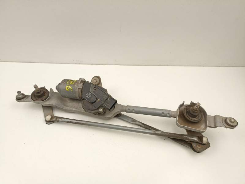 Recambio de motor limpia delantero para opel insignia a (g09) 2.0 cdti (68) referencia OEM IAM 13227392  
