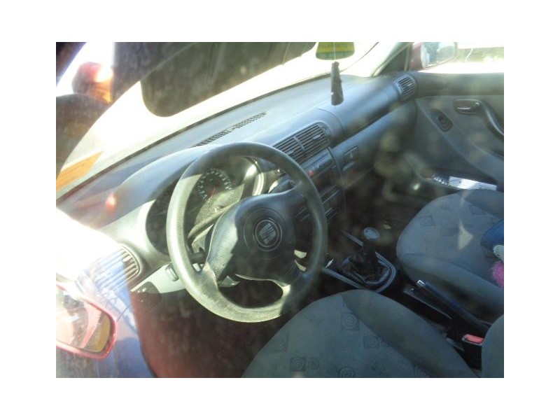 seat leon del año 2000