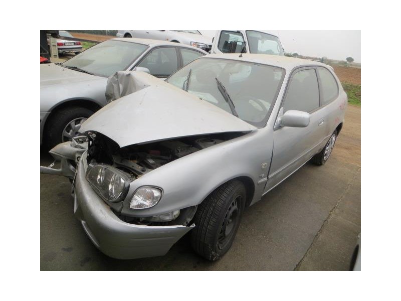 toyota corolla del año 2000