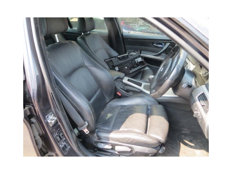 bmw  330 del año 2006