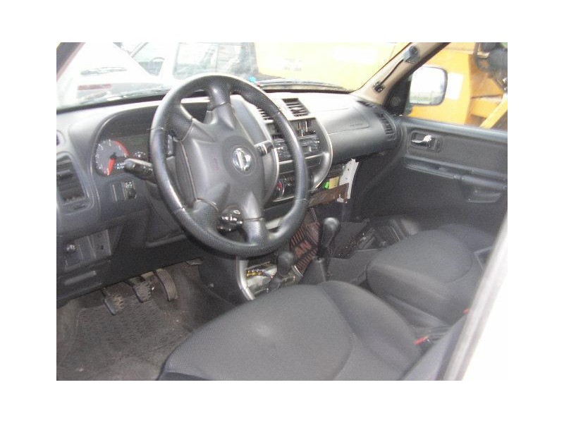 nissan terrano del año 2004