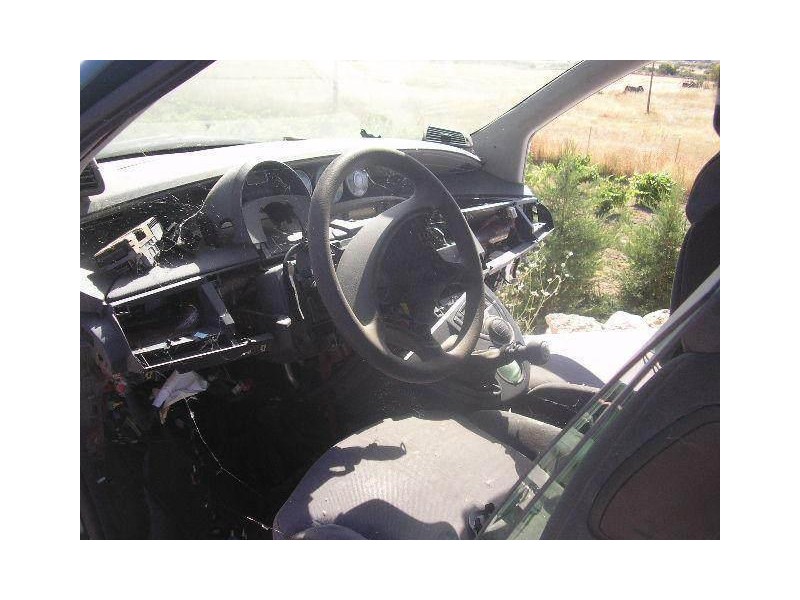 peugeot 807 g- del año 2004