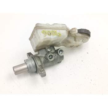 BOMBA DE FRENO AV612140J 