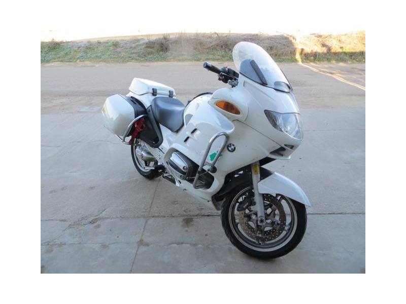 bmw serie r -g -85-2e-a g del año 2002