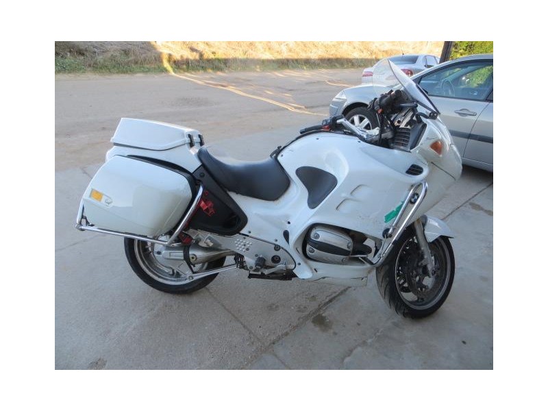 bmw serie r -g -85-2e-a g del año 2002