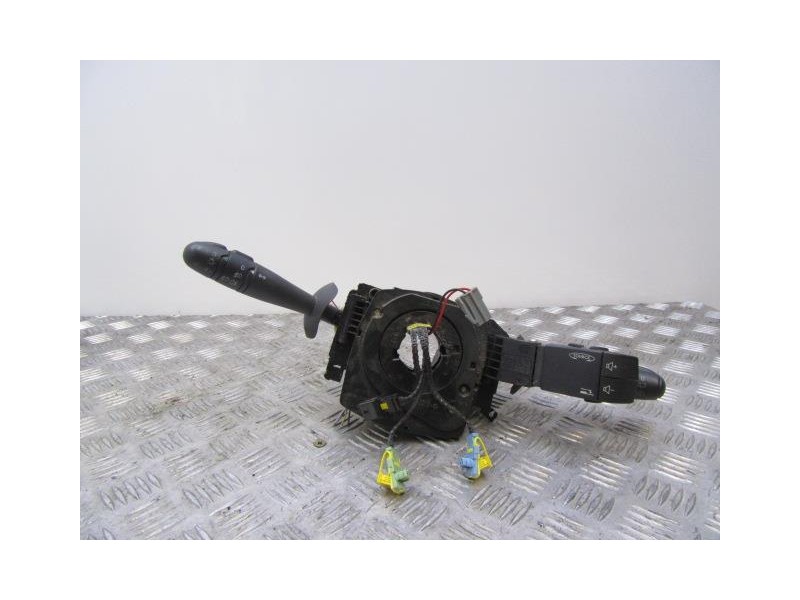 Recambio de mando luces y limpias : renault espace : 2.5 dci [2003] para renault espace 2.5 dci referencia OEM IAM 8200012244  