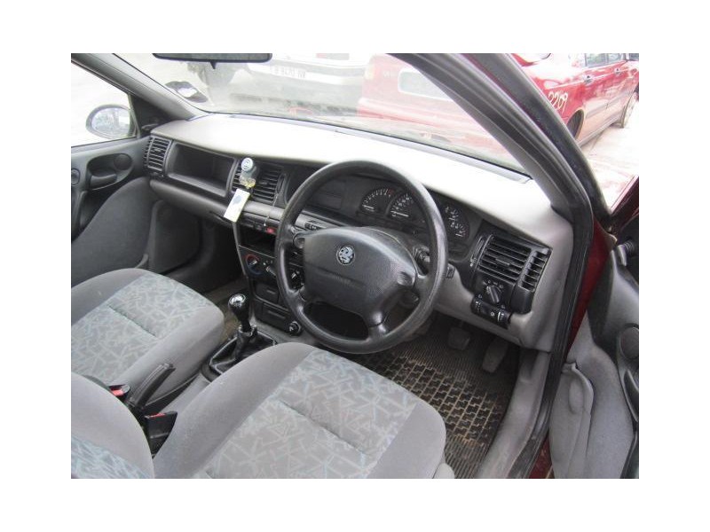 opel vectra del año 1996