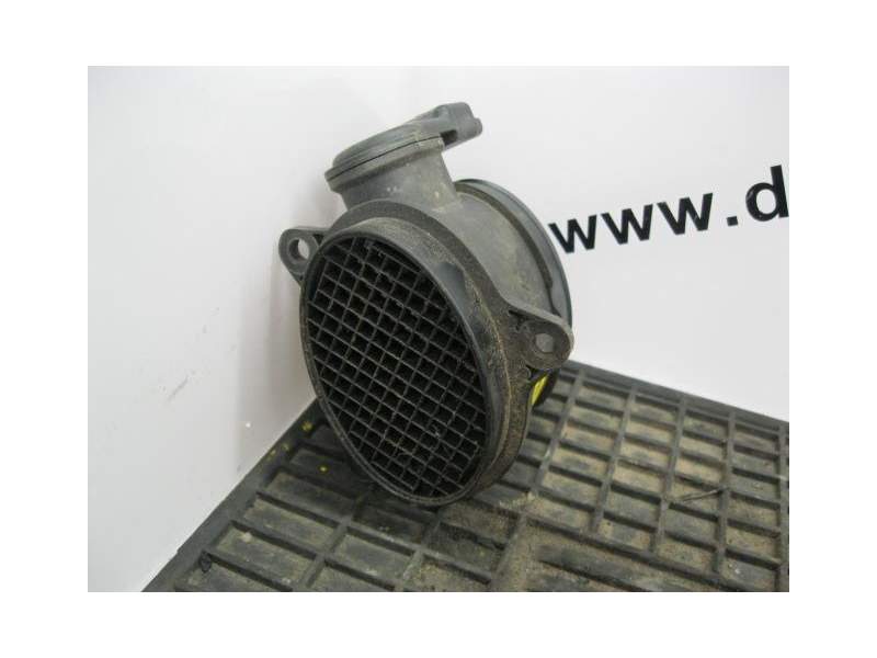 Recambio de caudalimetro para suzuki santana 300 1.6 td 9hx referencia OEM IAM 9650010780  