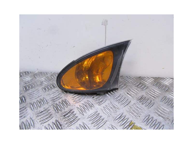 Recambio de piloto delantero izquierdo para bmw 3 (e46) 320 d referencia OEM IAM 63137165847  