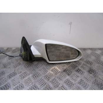 RETROVISOR DERECHO ELECTRICO 