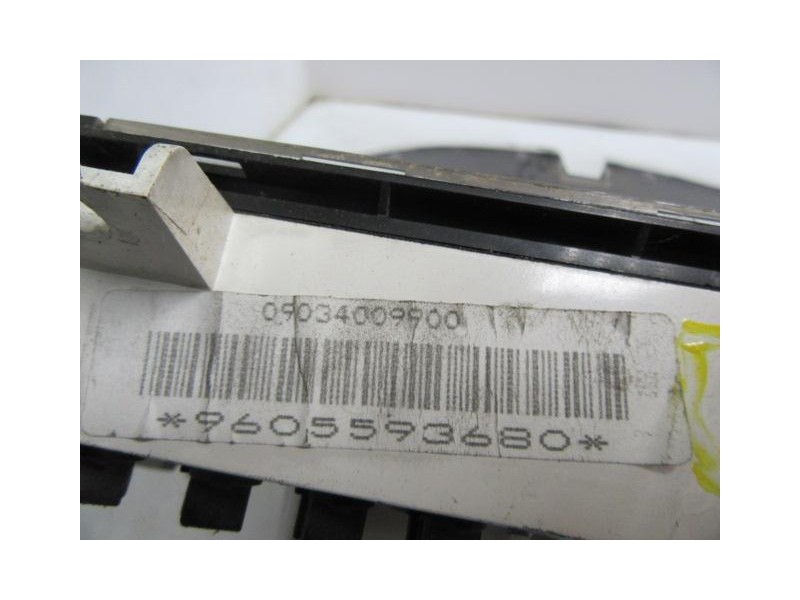 Recambio de cuadro instrumentos : peugeot 106 : 1.5 d 3p blanco [1993] para peugeot 106 1.5 d blanco referencia OEM IAM   