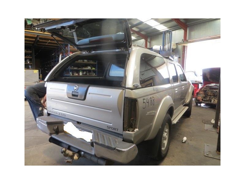 nissan navara del año 2004