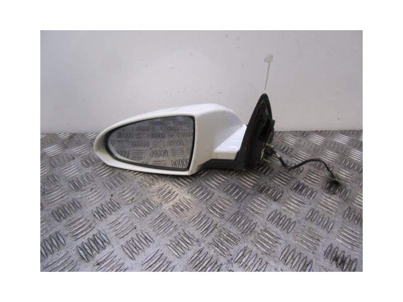 Recambio de retrovisor izquierdo para nissan primera 2.2 d referencia OEM IAM ELECTRICO  
