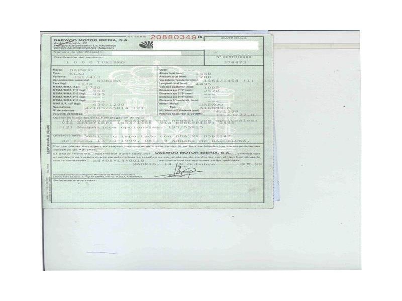 daewoo nubira del año 2000