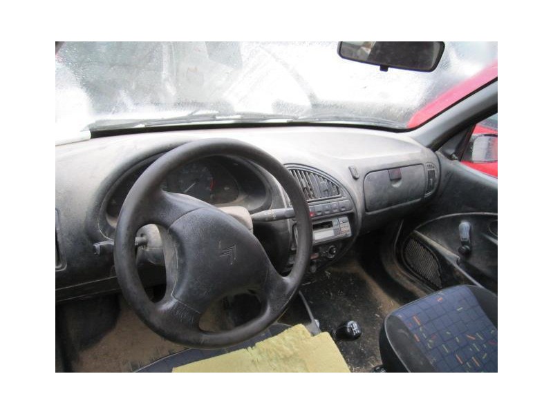 citroen saxo del año 2000